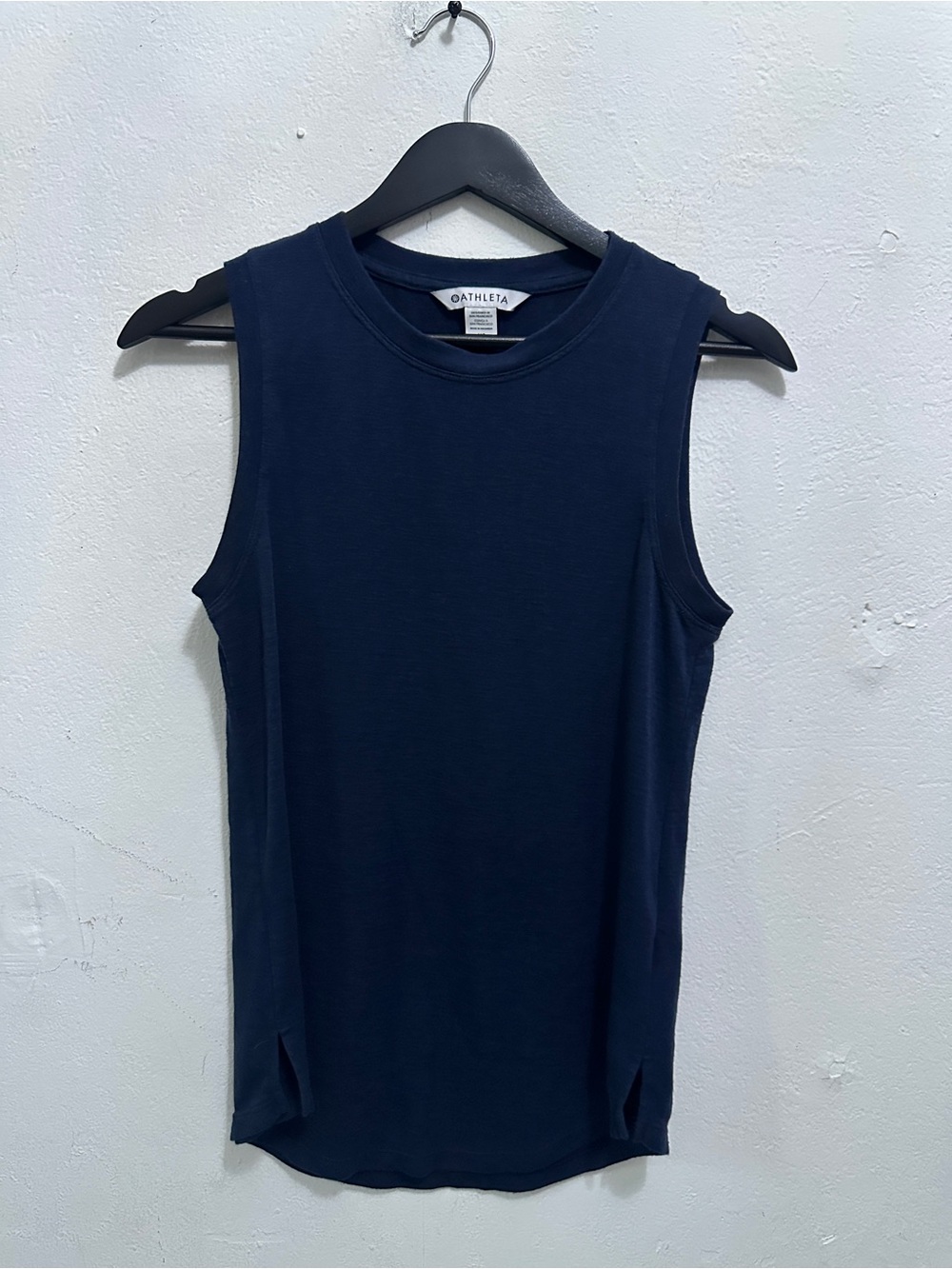 Athleta Breezy Tank Camisole Women’s XS Navy Blue Sleeveless Activewear Top